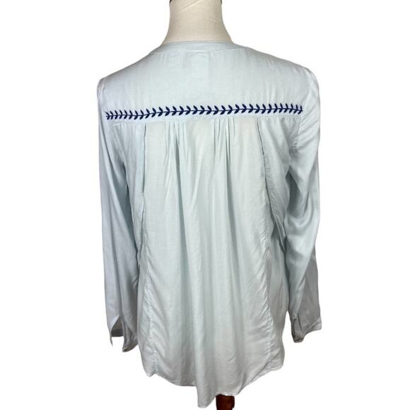 Anthropologie Akemi + Kim Iris Flowy Boho Embroidered Buttondown Size XS - Picture 6 of 9